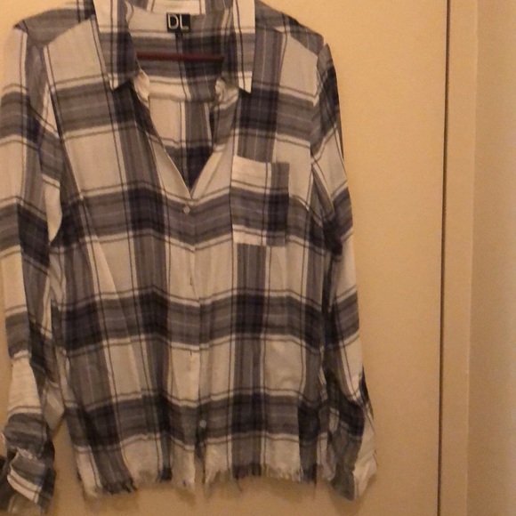 Top - Picture 3 of 3